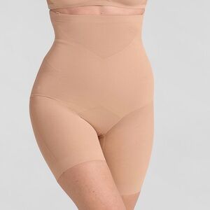 Honeylove Women's Super Powershort Shapewear in Nude